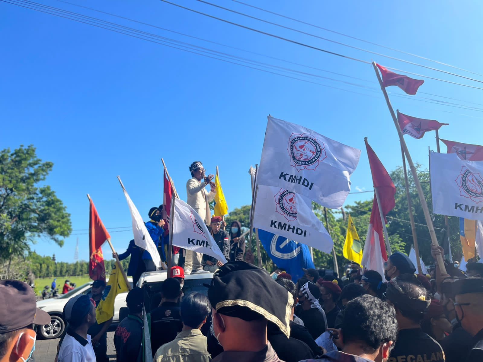 podiumnews.com-Cipayung Plus se-Bali Demo Soroti Masalah BBM hingga Pemulihan Ekonomi 